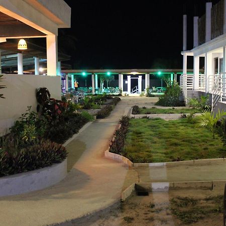 Kai Kai Beach Resort Kokrobite Exterior foto